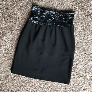 Black High Wasted Skirt